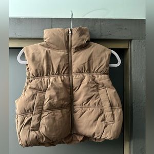 H&M chocolate brown cropped puffer vest